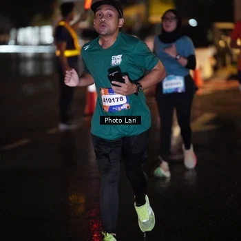 Runner Photo 7655630