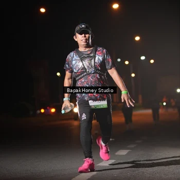 Runner Photo 7655634