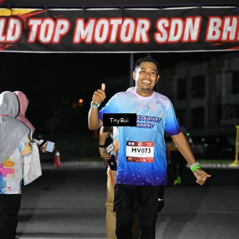 Runner Photo 7655639
