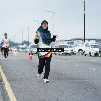 Runner Photo 7655643