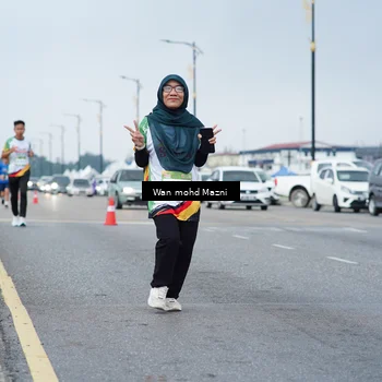 Runner Photo 7655647