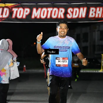 Runner Photo 7655659
