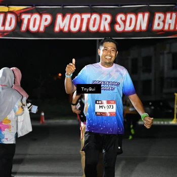 Runner Photo 7655662