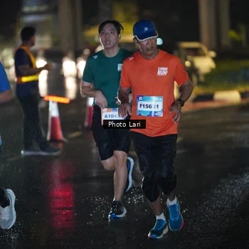 Runner Photo 7655673
