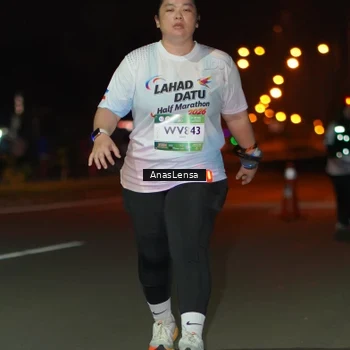 Runner Photo 7655674