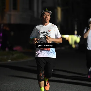 Runner Photo 7655703