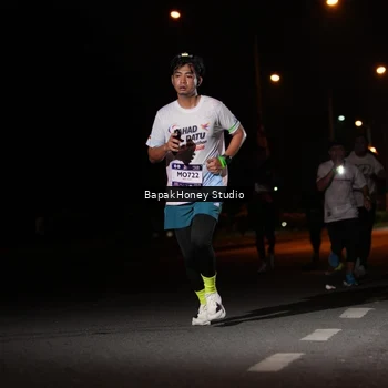 Runner Photo 7655710