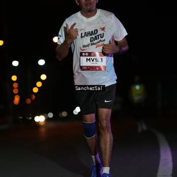 Runner Photo 7655717
