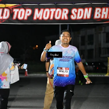Runner Photo 7655723