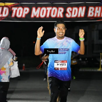 Runner Photo 7655735