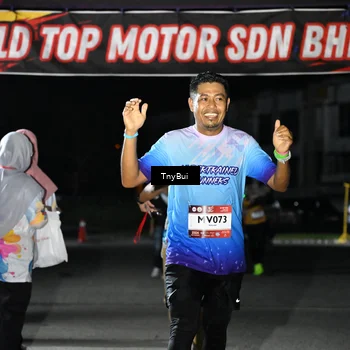 Runner Photo 7655747