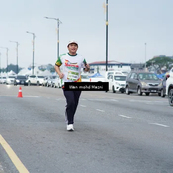 Runner Photo 7655748