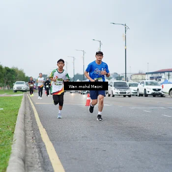 Runner Photo 7655755