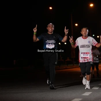Runner Photo 7655757