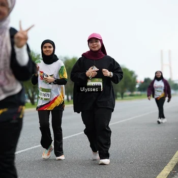Runner Photo 7655758