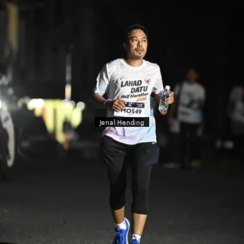 Runner Photo 7655763