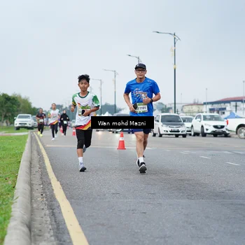 Runner Photo 7655764