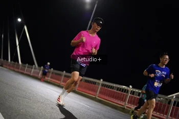 Runner Photo 765579