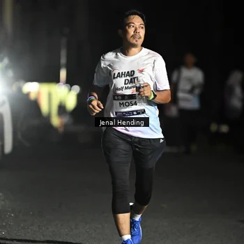 Runner Photo 7655799