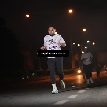 Runner Photo 7655805