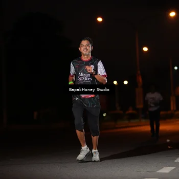 Runner Photo 7655806