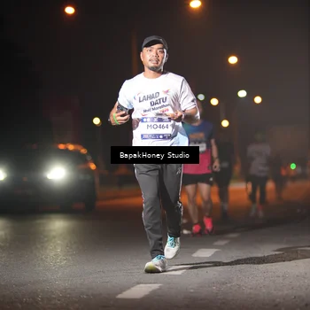 Runner Photo 7655816