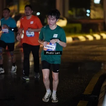Runner Photo 7655833