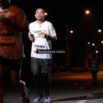 Runner Photo 7655869