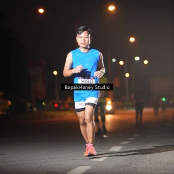 Runner Photo 7655875