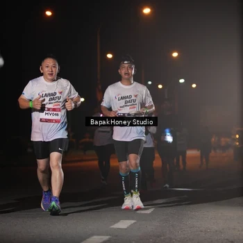 Runner Photo 7655884
