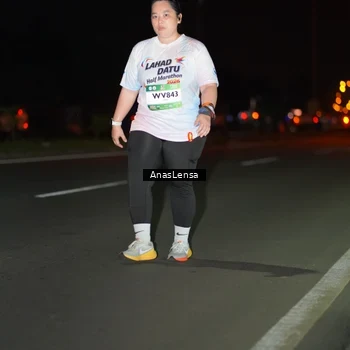 Runner Photo 7655893