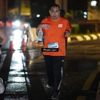 Runner Photo 7655910