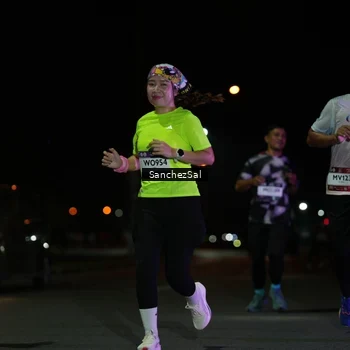 Runner Photo 7655913