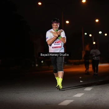 Runner Photo 7655936