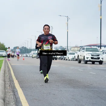 Runner Photo 7655941