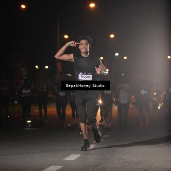 Runner Photo 7655951