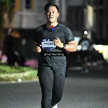 Runner Photo 7655954