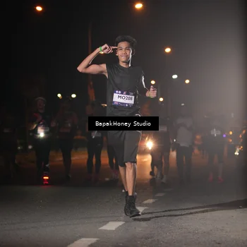 Runner Photo 7655957