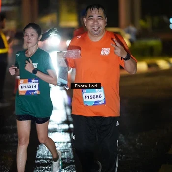 Runner Photo 7655971