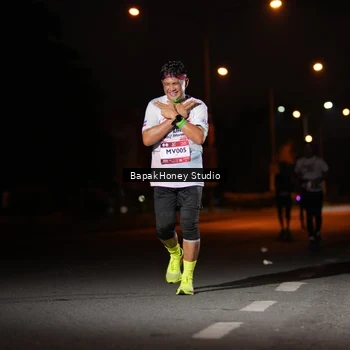 Runner Photo 7655972