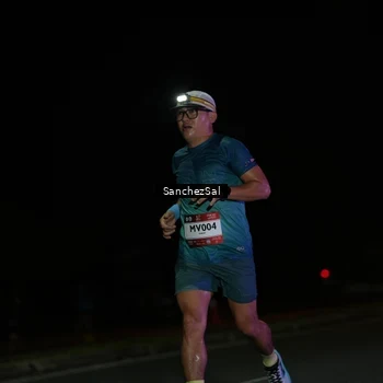 Runner Photo 7655984