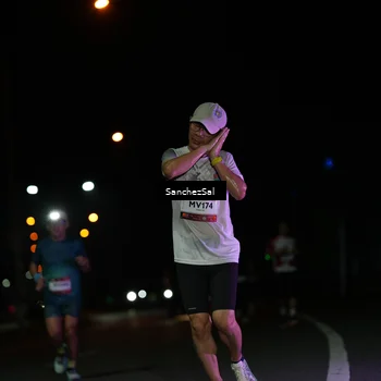 Runner Photo 7655993