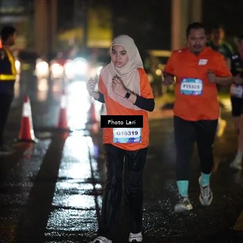 Runner Photo 7656005