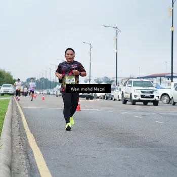 Runner Photo 7656006