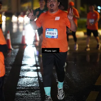 Runner Photo 7656016