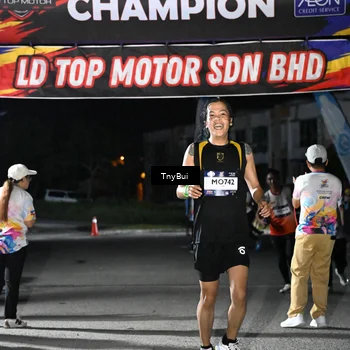 Runner Photo 7656025