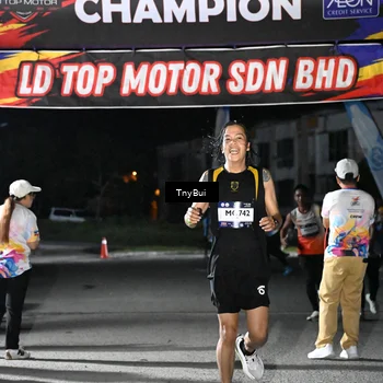 Runner Photo 7656026