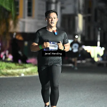 Runner Photo 7656027