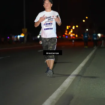 Runner Photo 7656028