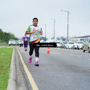 Runner Photo 7656048
